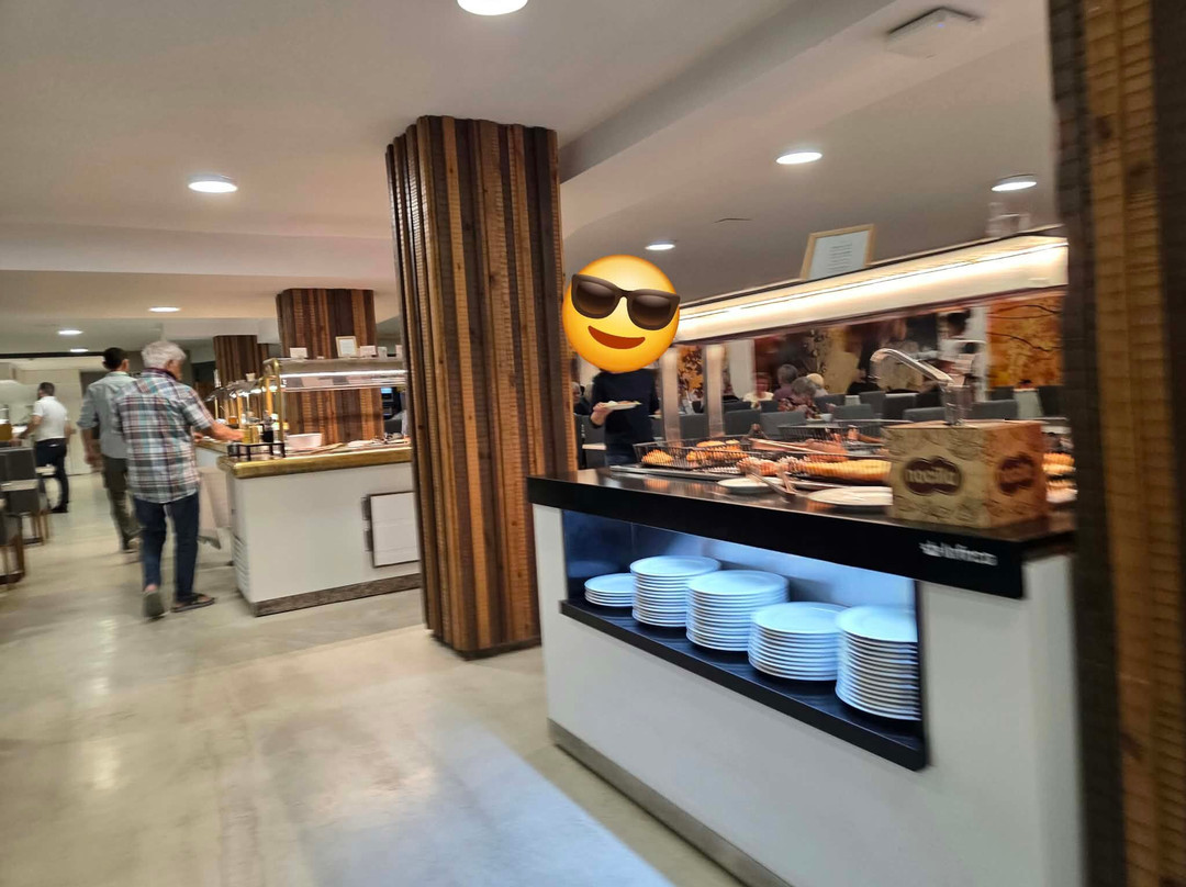 圣戈塔尔酒店主图