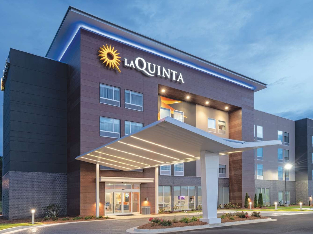 La Quinta Inn & Suites by Wyndham Opelika Auburn主图