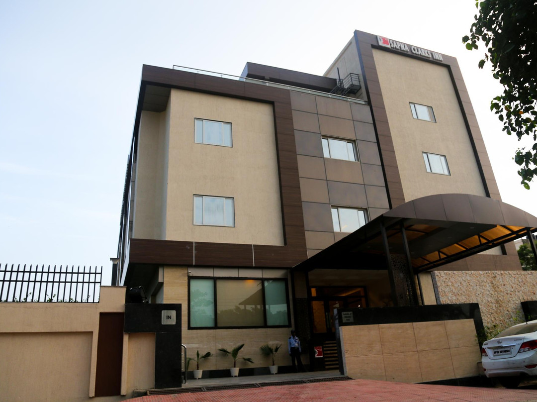 Dashauli酒店住宿-Sapna Clarks Inn