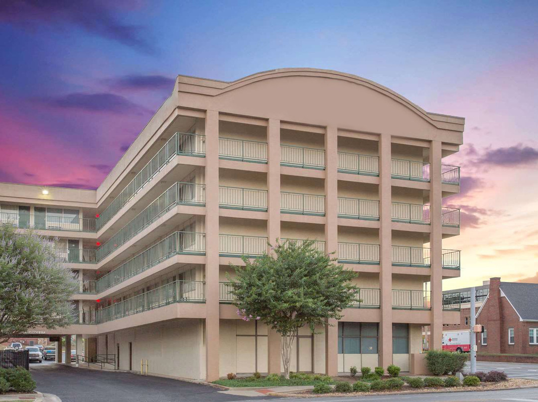 Great American Hotel