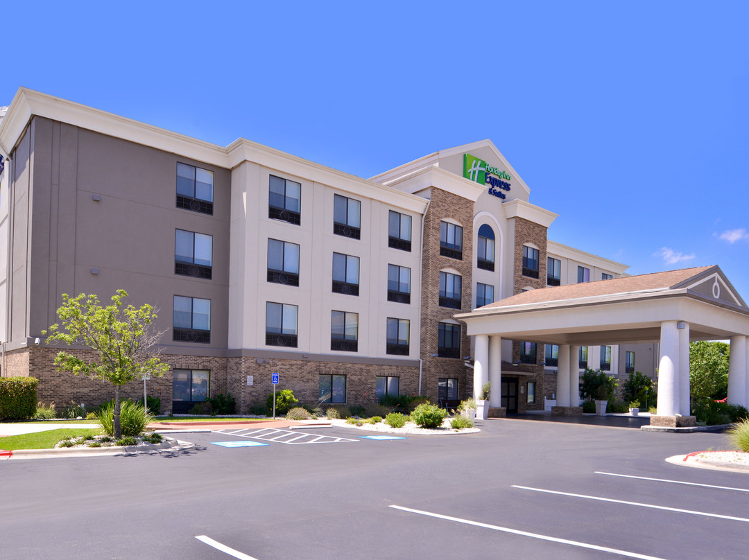 Universal City酒店住宿-Holiday Inn Express & Suites Selma by IHG