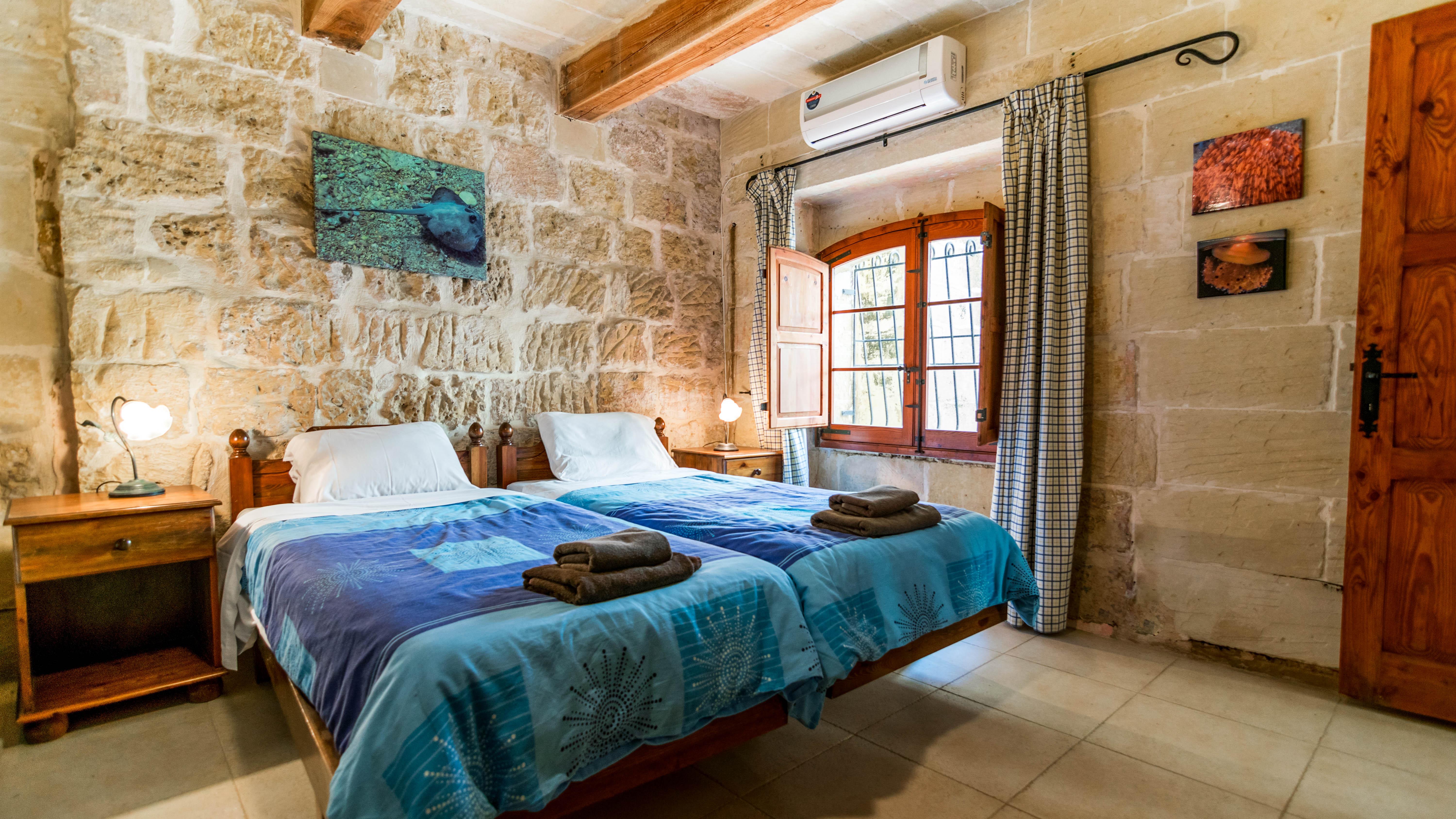 Gozo Village Holidays-官方
