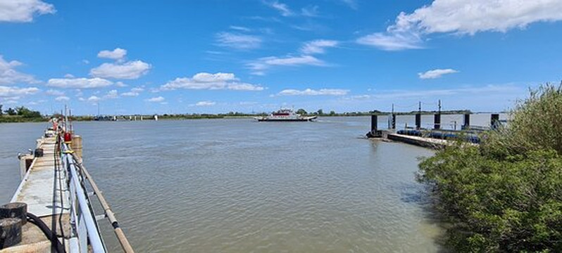 Bac de Barcarin-Salin de Giraud必去景点