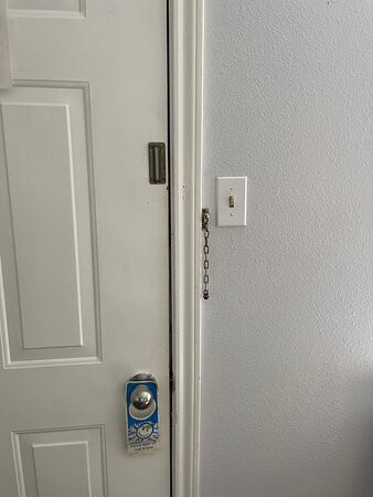 Bent Tree Motel主图