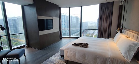 如家华驿精选酒店(上海国家会展中心虹桥国际机场店)-客卧