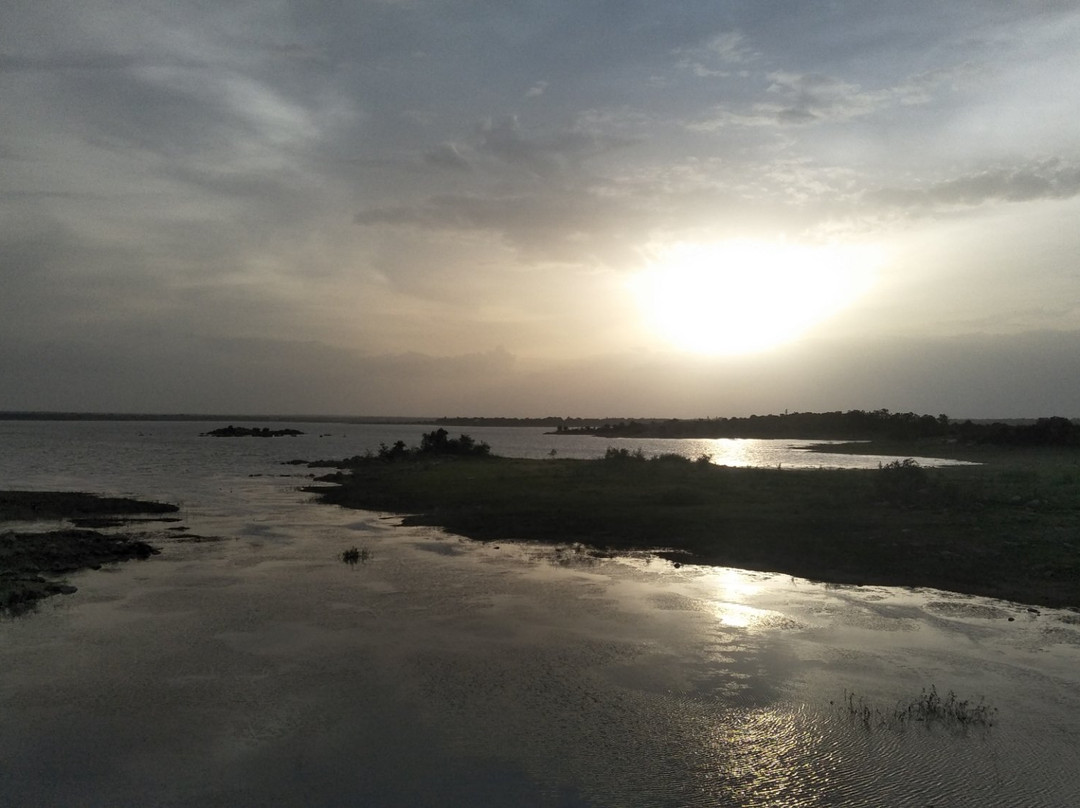 Osman Sagar Lake景点图片