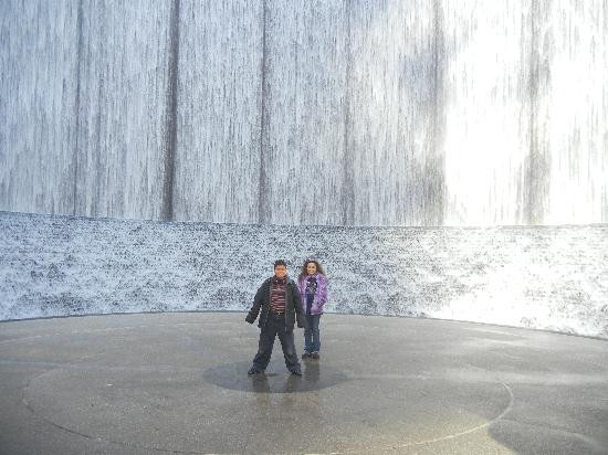 Gerald D. Hines Waterwall Park-休斯顿必去景点