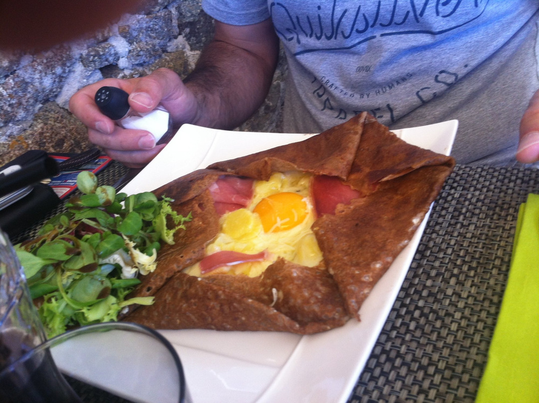 Trelevern餐馆和美食-L'abricotier Restaurant-Creperie