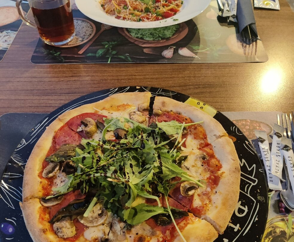 Acqua & Farina Italian Pizza