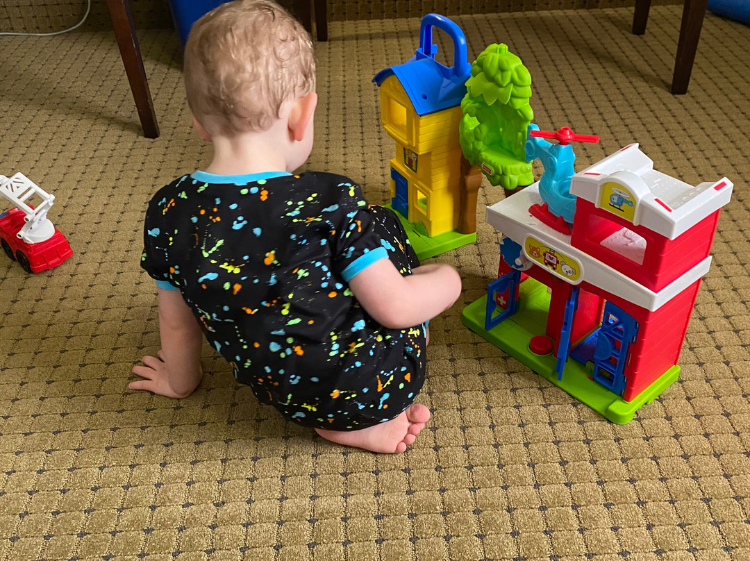 Ramada by Wyndham Olds主图