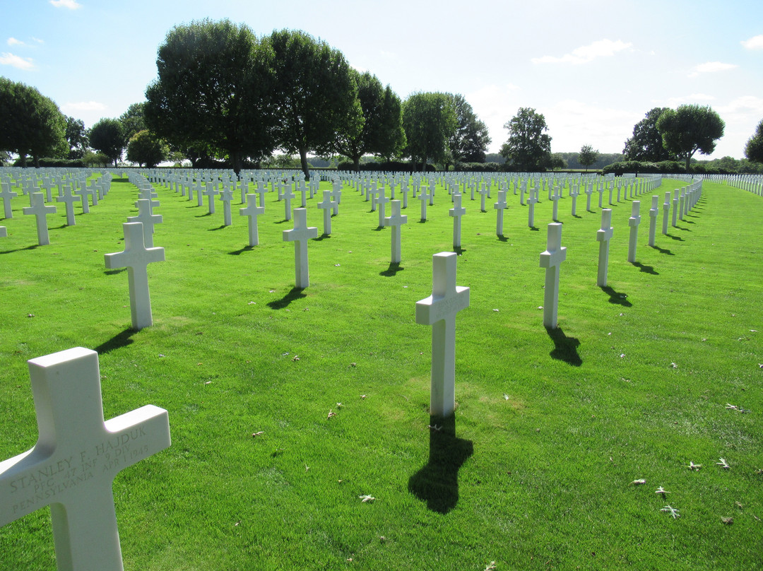 Netherlands American Cemetery and Memorial景点图片