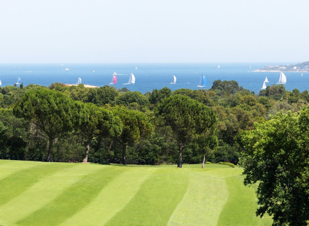 Golf Club de Beauvallon-格里莫必去景点