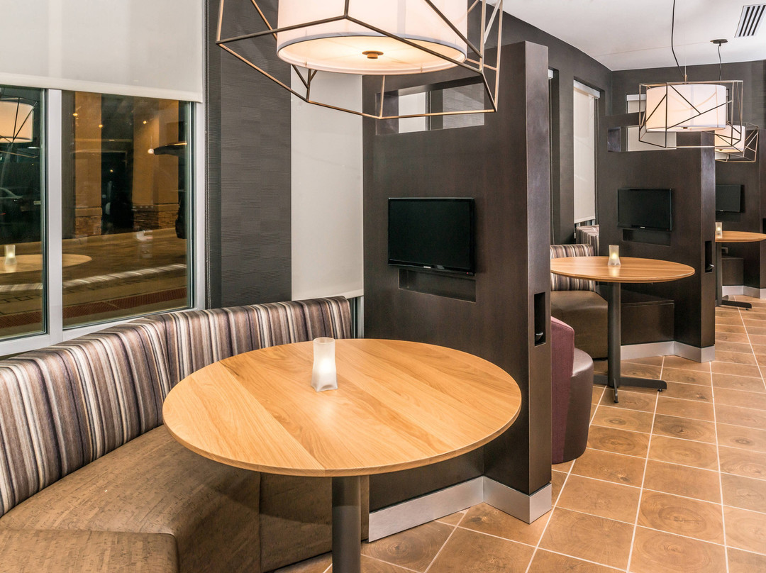 Courtyard by Marriott Detroit Farmington主图