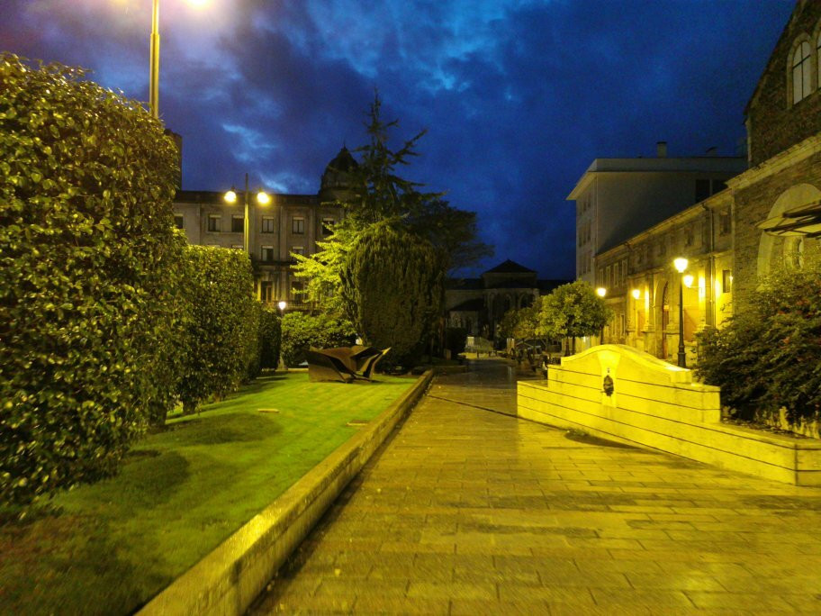Plaza de Santo Domingos景点图片
