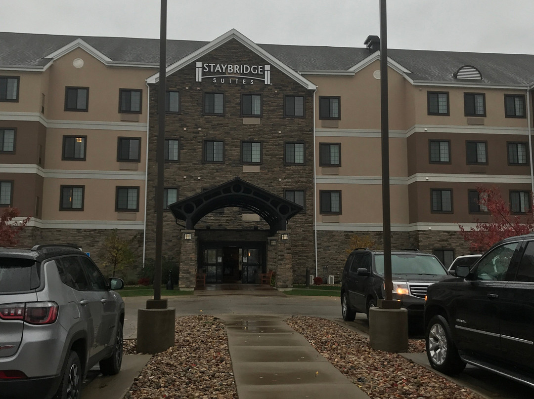 Staybridge Suites Rochester - Commerce Dr NW by IHG主图