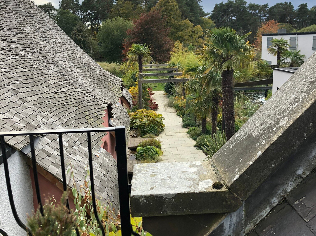 Le Petit Chateau & William De Percy主图