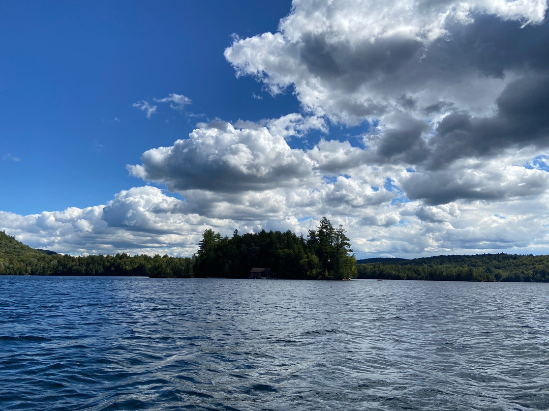 Long Lake Boat Tours景点图片