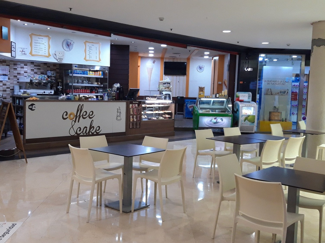 La Farga Centro Comercial景点图片