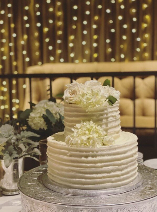 阿森斯大学区靛蓝酒店主图