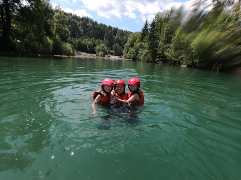 Life Adventures-布莱德必去景点