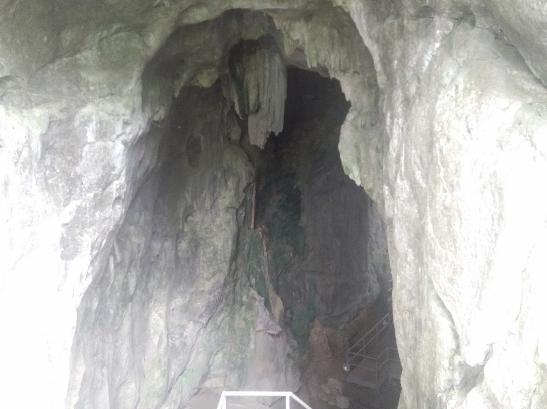 Con Moong Cave景点图片