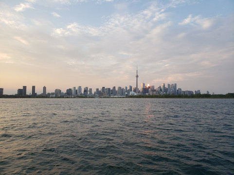 Tiki Taxi-多伦多必去景点