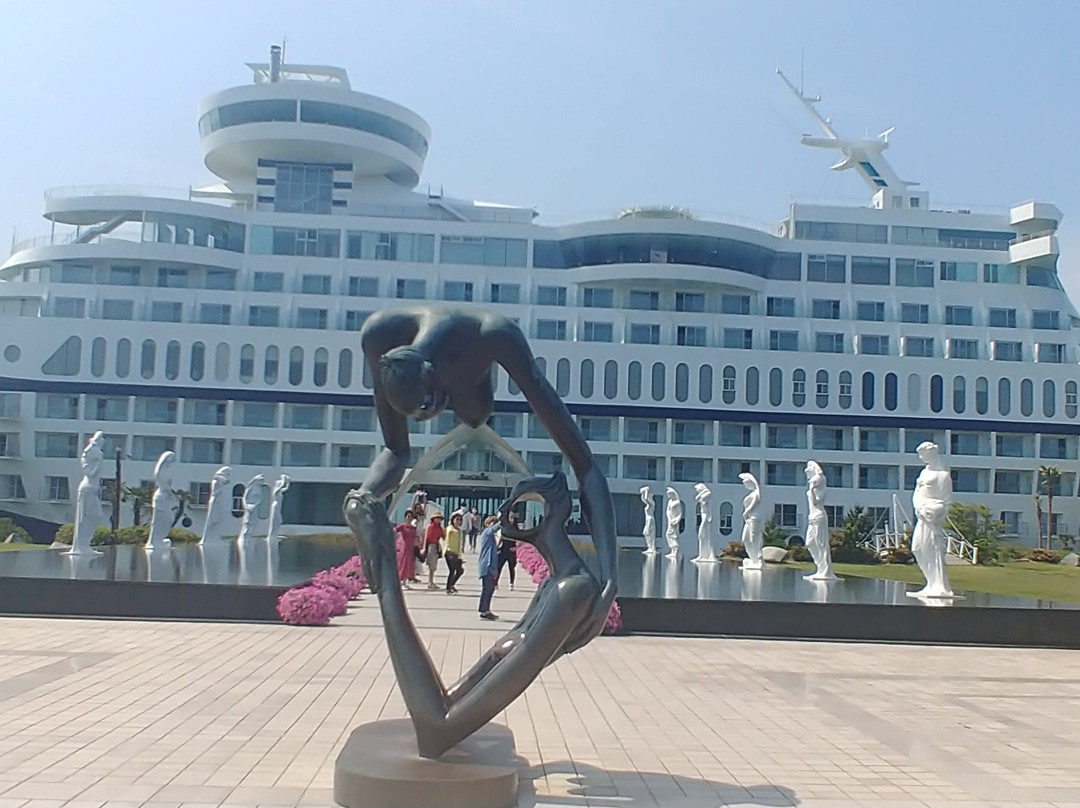 Sun Cruise Hotel & Condo主图