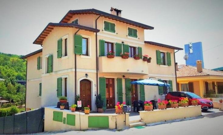 B&B Miluna-官方