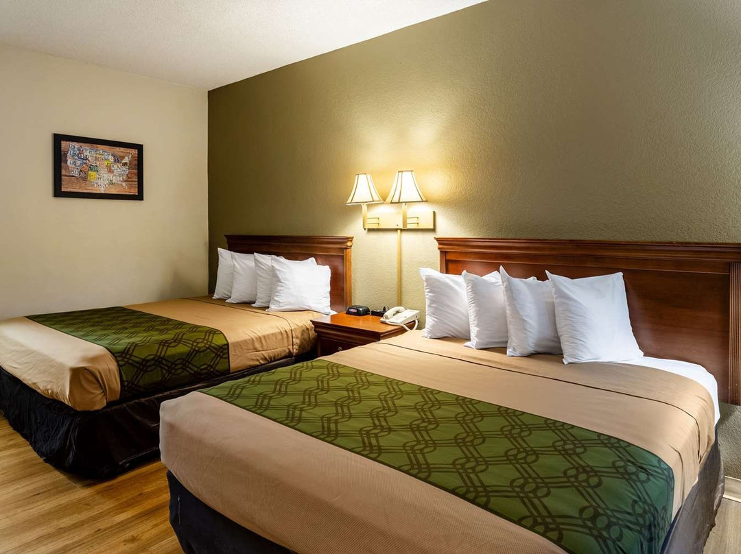 Econo Lodge North主图