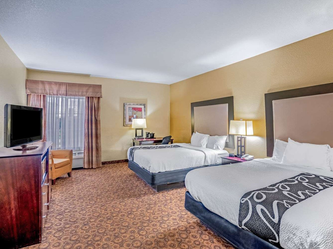 维克斯堡拉昆塔温德姆套房酒店主图