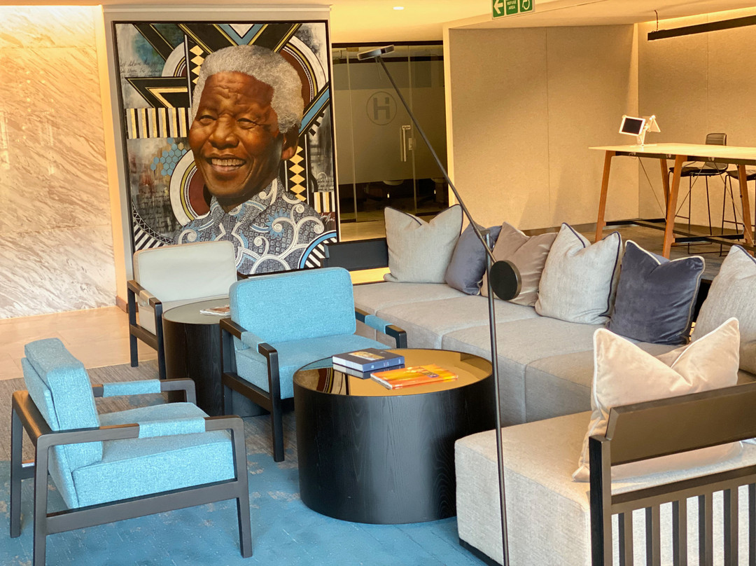 Houghton Hotel主图