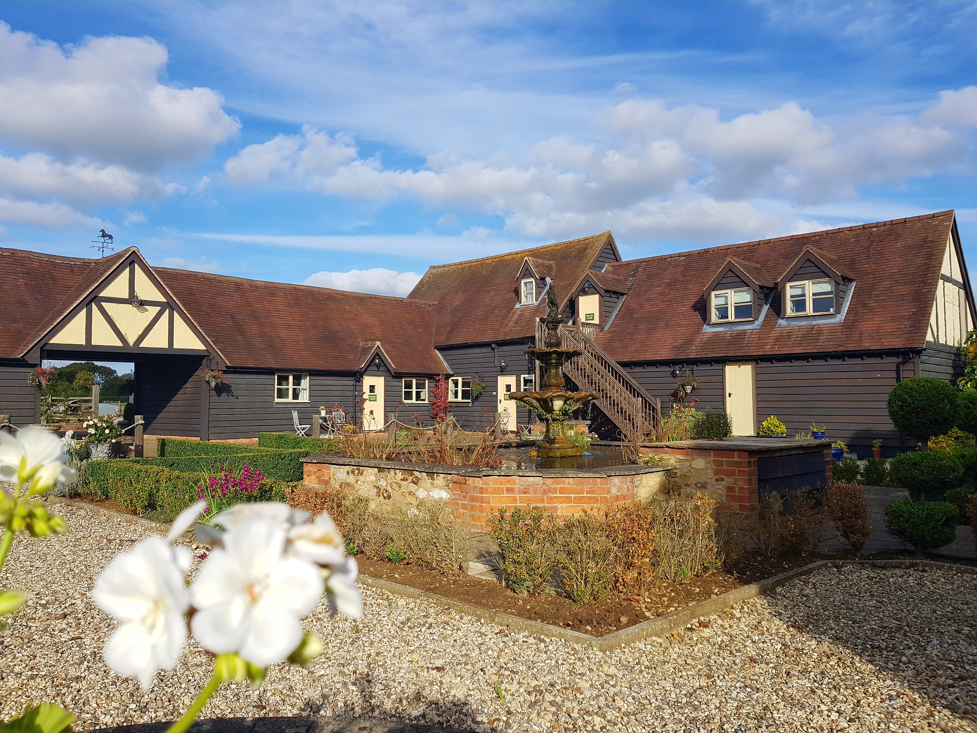 Common Leys Farm-官方