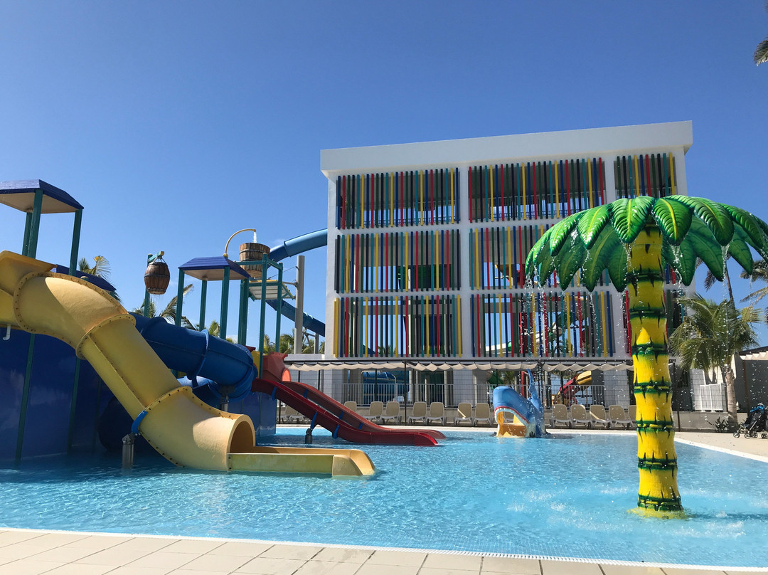 翡翠湾悦宜湾酒店主图