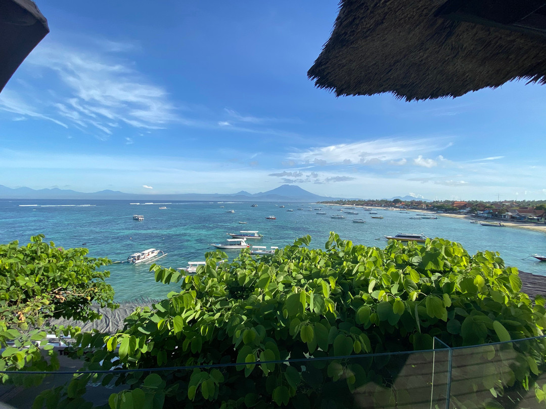 巴都卡朗蓝梦温泉假日酒店主图