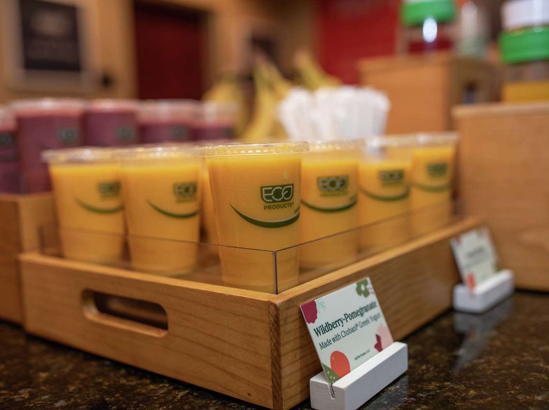 温菲尔德希尔顿恒庭酒店主图