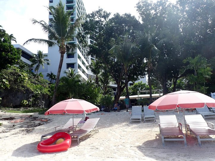 关岛珊瑚礁和橄榄温泉度假酒店主图