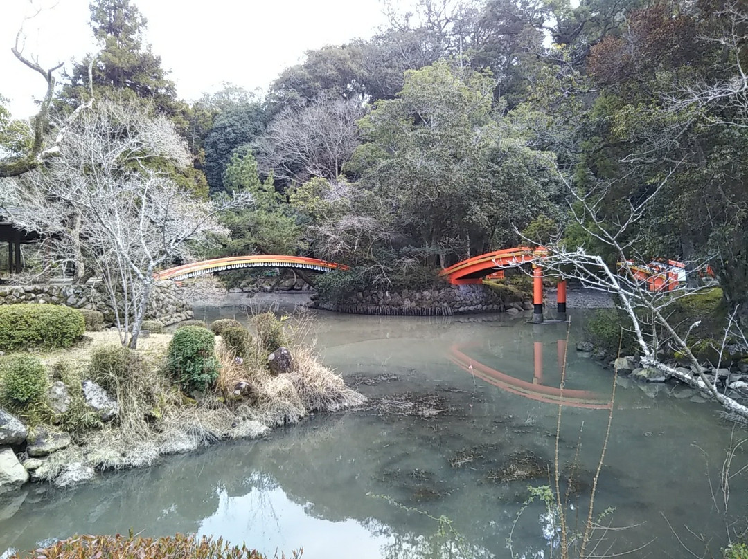 Hishigata Pond景点图片