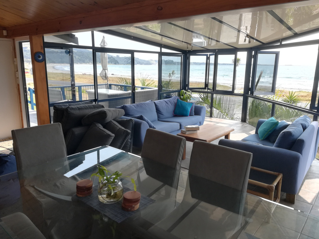 Oceanside Apartments主图