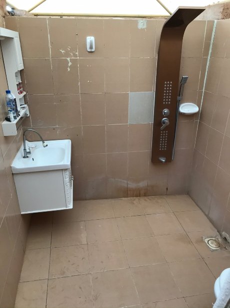 Safari Desert Camp-浴室