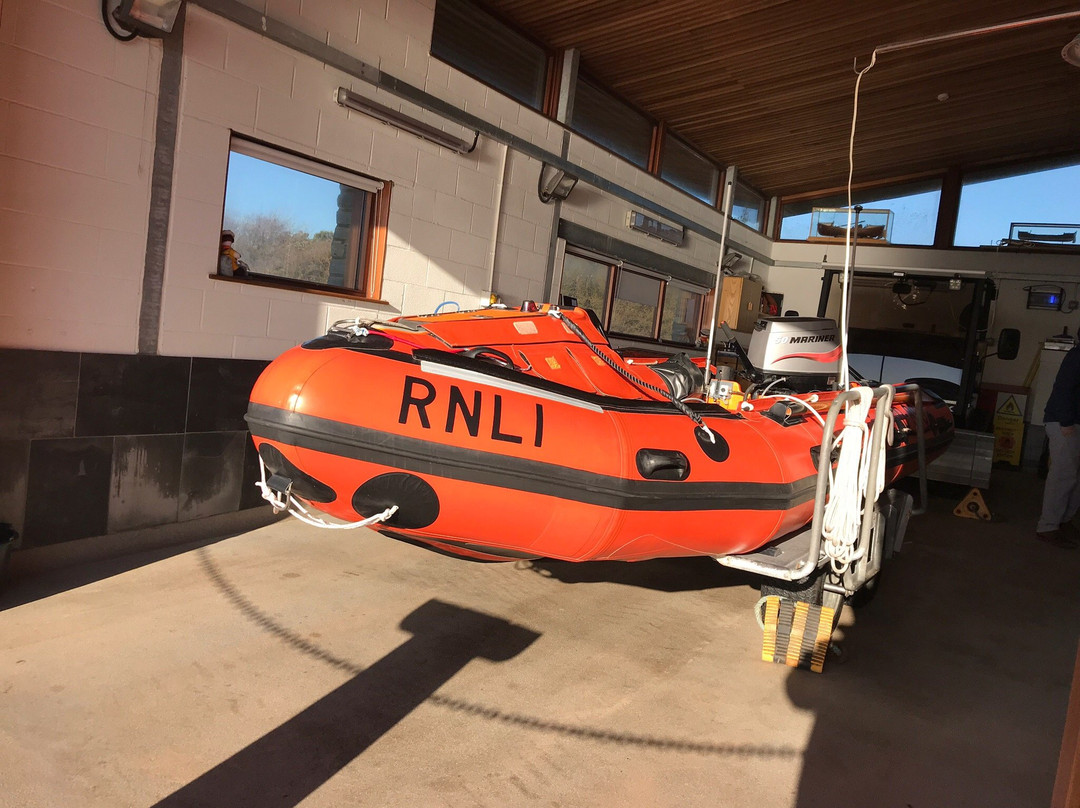 Exmouth Lifeboat Station-埃克斯茅斯必去景点