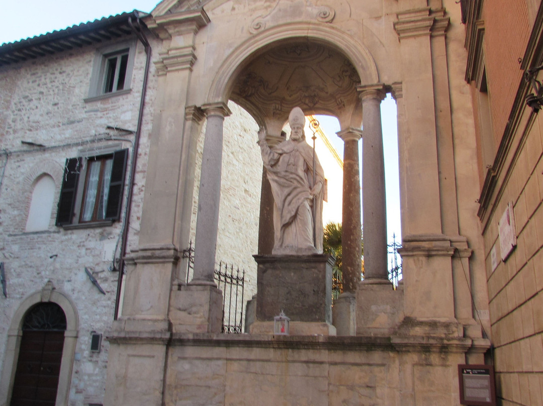 Statua di Sant'Ubaldo景点图片