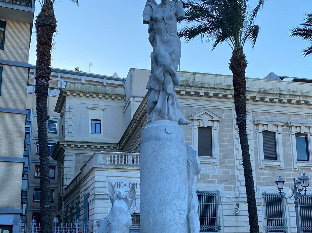Piazza Vittorio Emanuele II-布林迪西必去景点