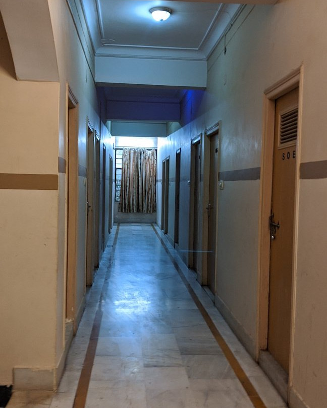 Hotel Kirti Plaza主图