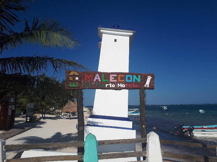 Mercado de Artesanías Puerto Morelos-从莫雷洛斯港必去景点