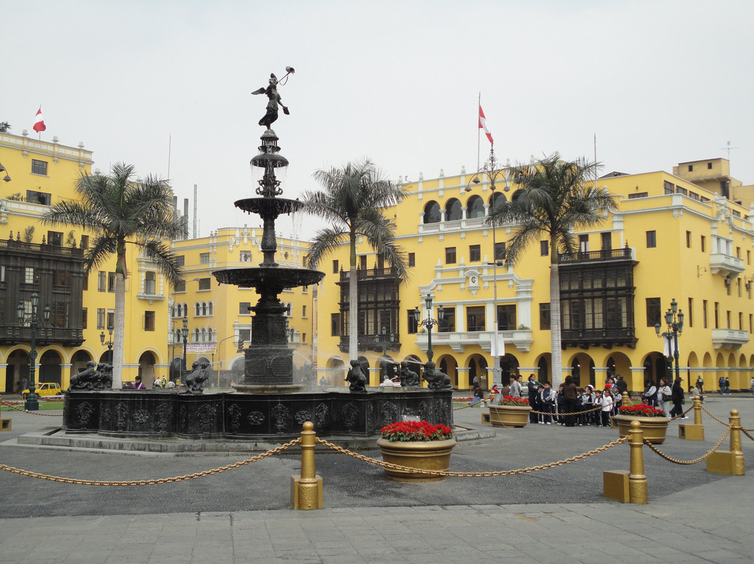 Lima Cabs & Private Tours景点图片