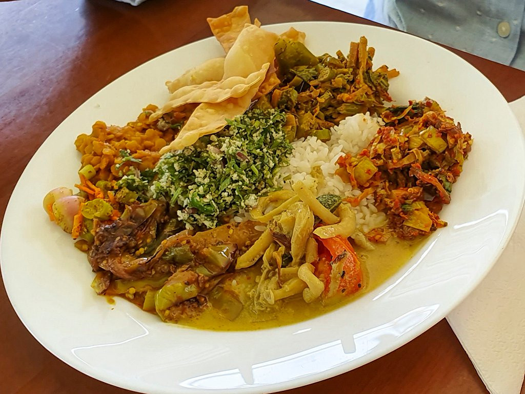 Horana餐馆和美食-Keth Bima