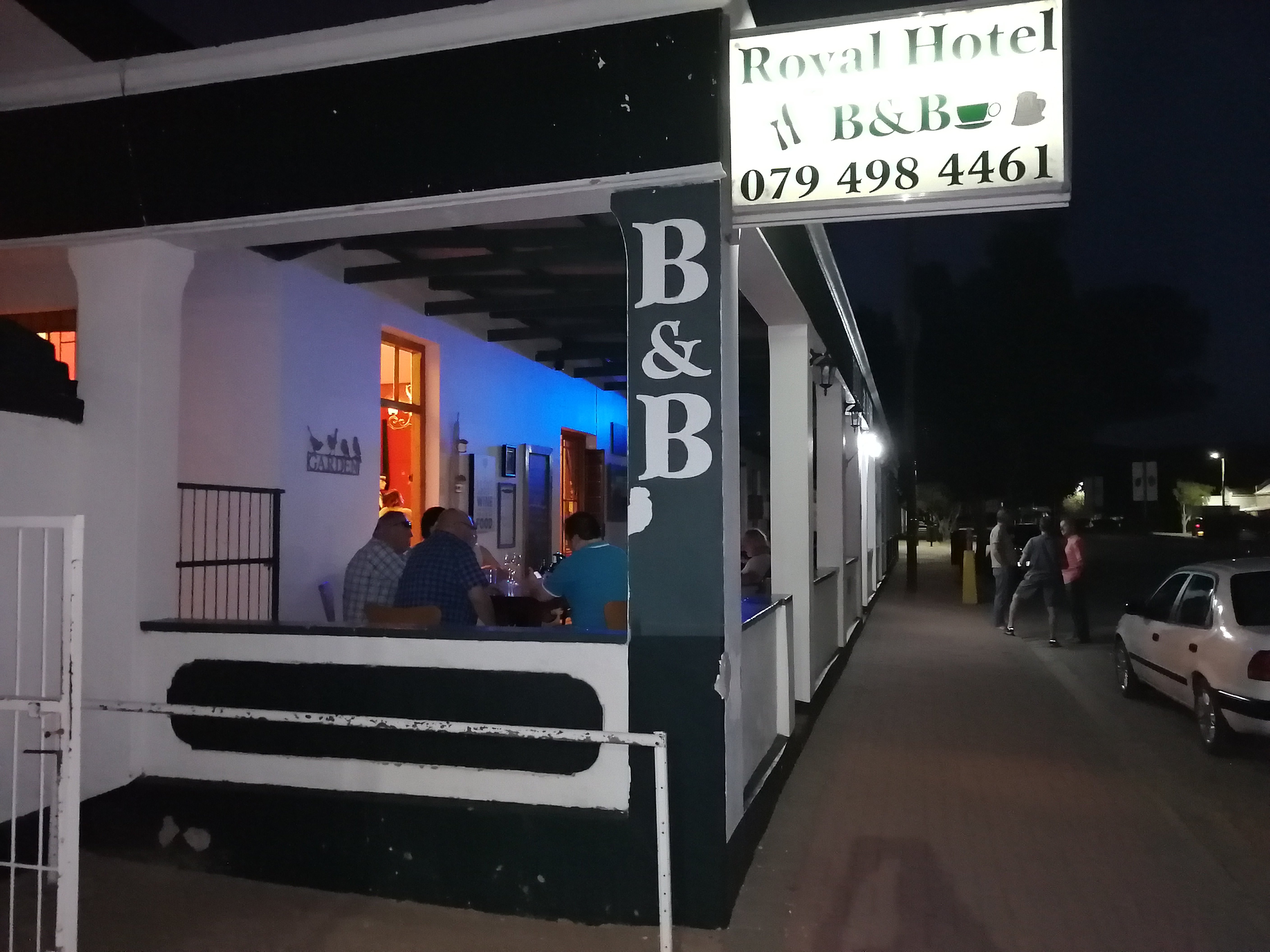 Royal Hotel Steytlerville-浴室