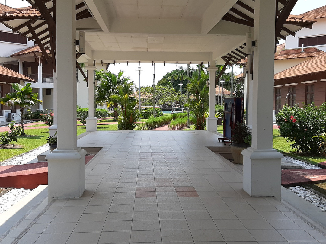 英比安摩立酒店主图