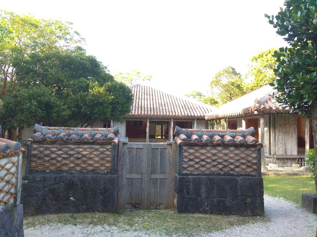 Native Okinawan Villege景点图片