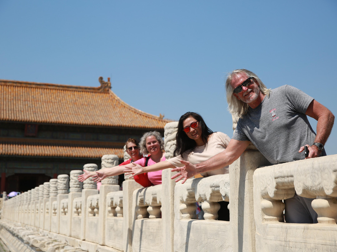 Experience Beijing with Arti&Vivi【Photoshoot+Citywalk+Foodclass】-北京市必去景点